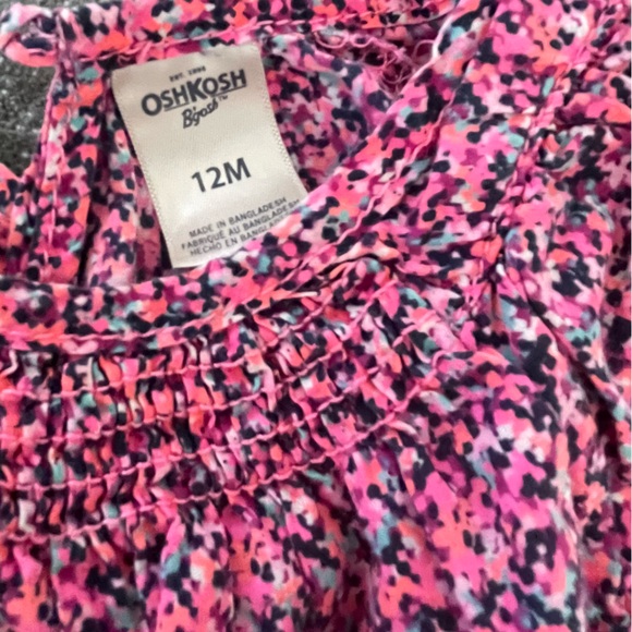 Oshkosh lightweight pink patterned romper 12M - Picture 3 of 4